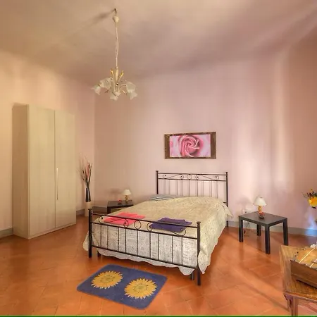 Historical Building Charming Florencja