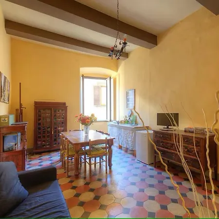 Historical Building Charming Appartamento